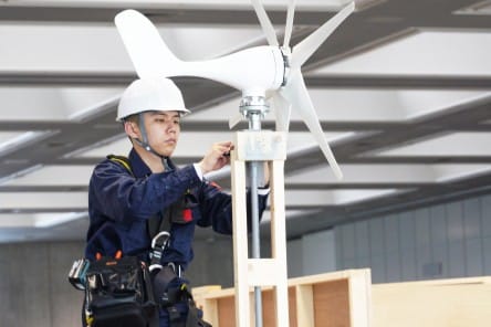 Energie regenerabilă pentru consumatori. Soluții practice Energie regenerabilă pentru consumatori. Soluții practice