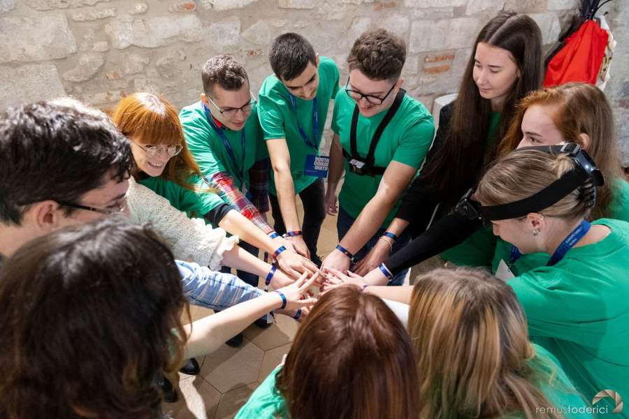 Implicare comunitară România: Mobilizează localnicii eficient Implicare comunitară România Mobilizează localnicii eficient