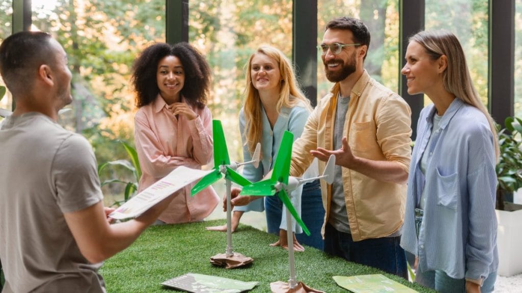 Implicare comunitară România inițiative locale eficiente