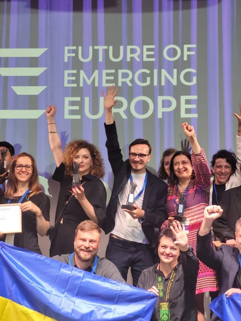 Antreprenoriat tineret România rețele de suport și colaborare eficiente